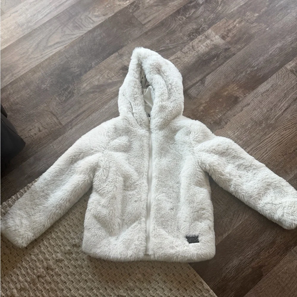 Cozy White Kids Jacket UA
